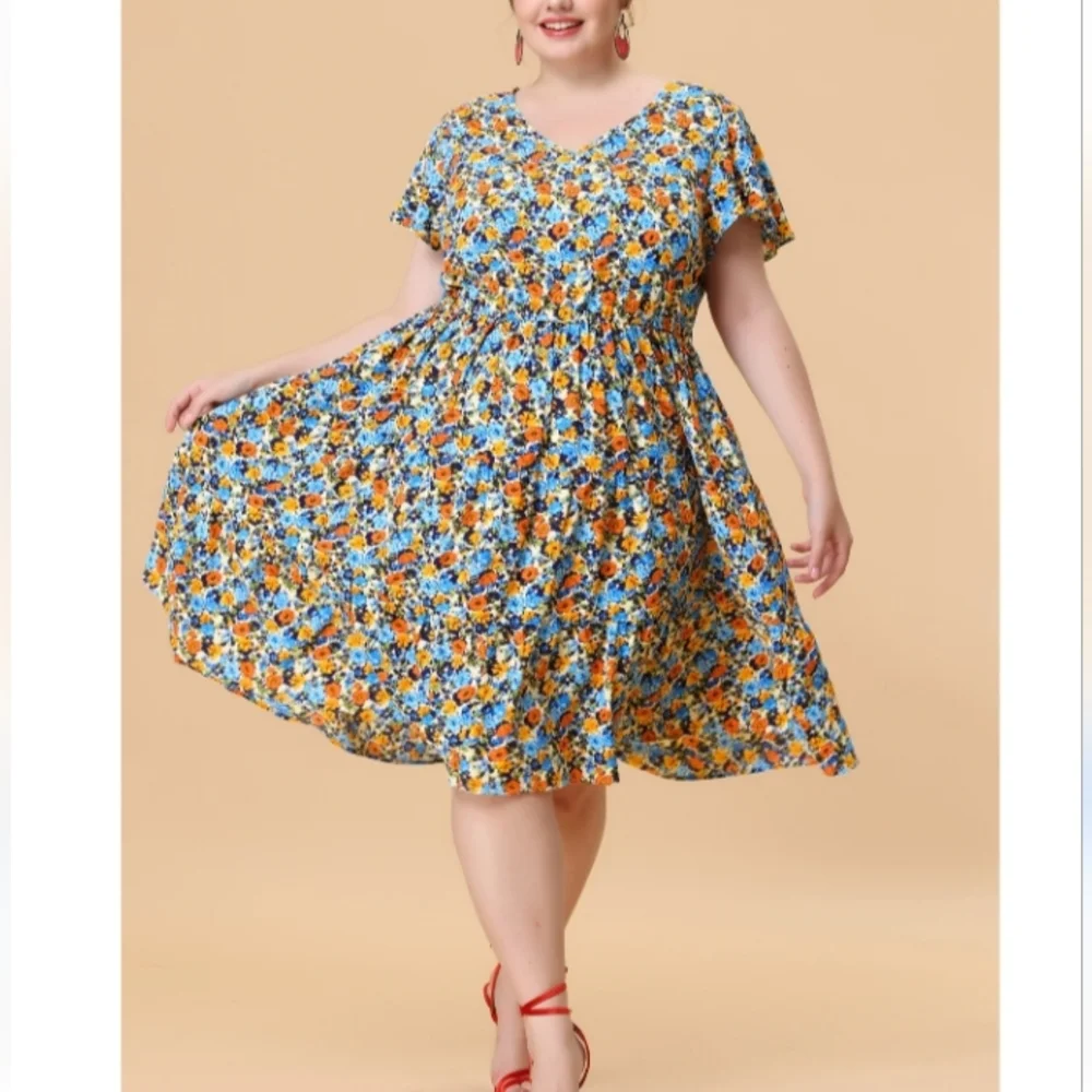 Women's‎ Floral V-Neck Belted Dress